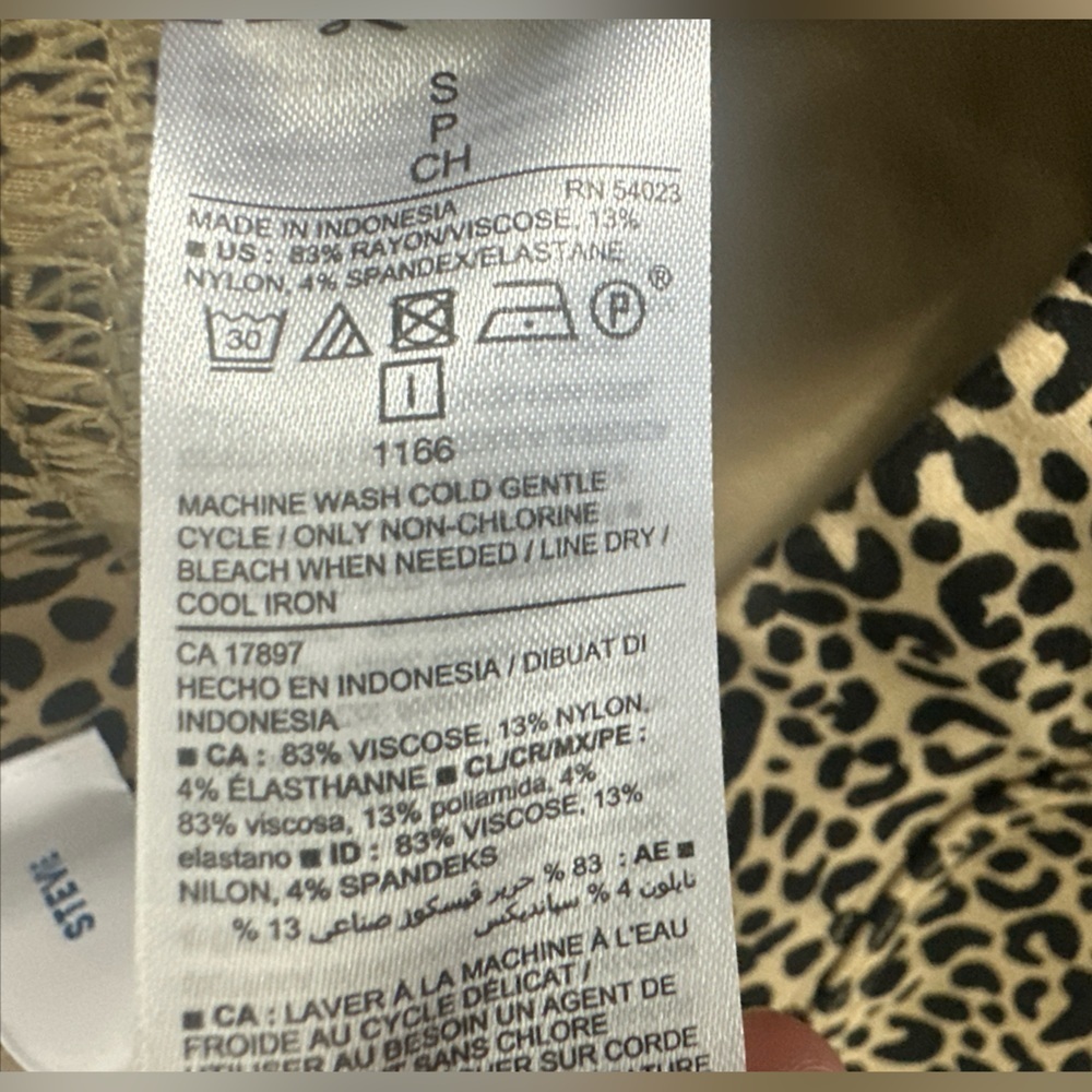 NWT Old Navy Leggings Sz S Small Animal Print Stevie Pull On Comfort Mid Rise - Picture 2 of 9